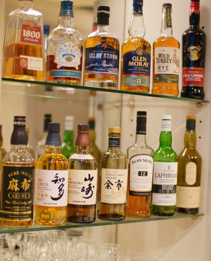 お酒ボトル画像